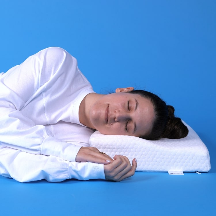 Spinaly's Spinaly Deep Sleep orthopedic pillow for neck pain and relief of stiff neck and neck pain during sleep